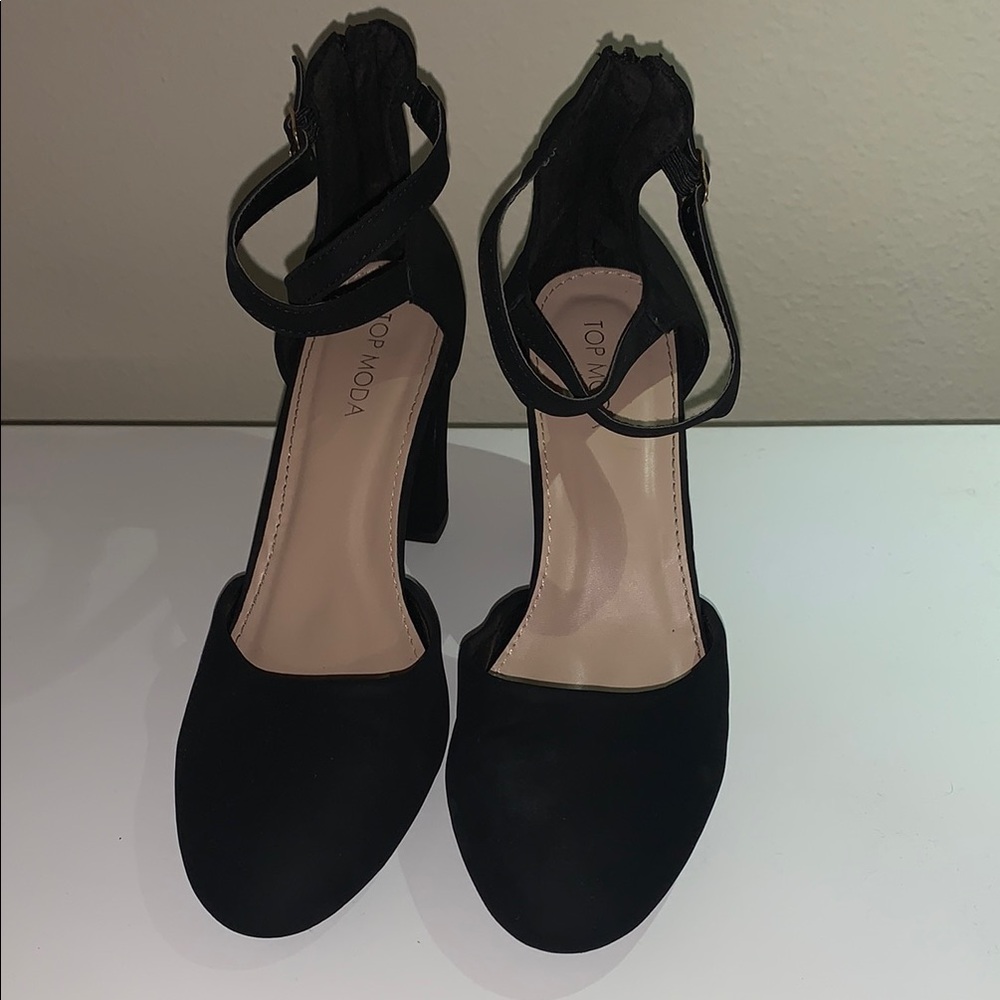 Top Moda Women's Black Ankle Strap Heels Size 8 1/2 Worn Once!
